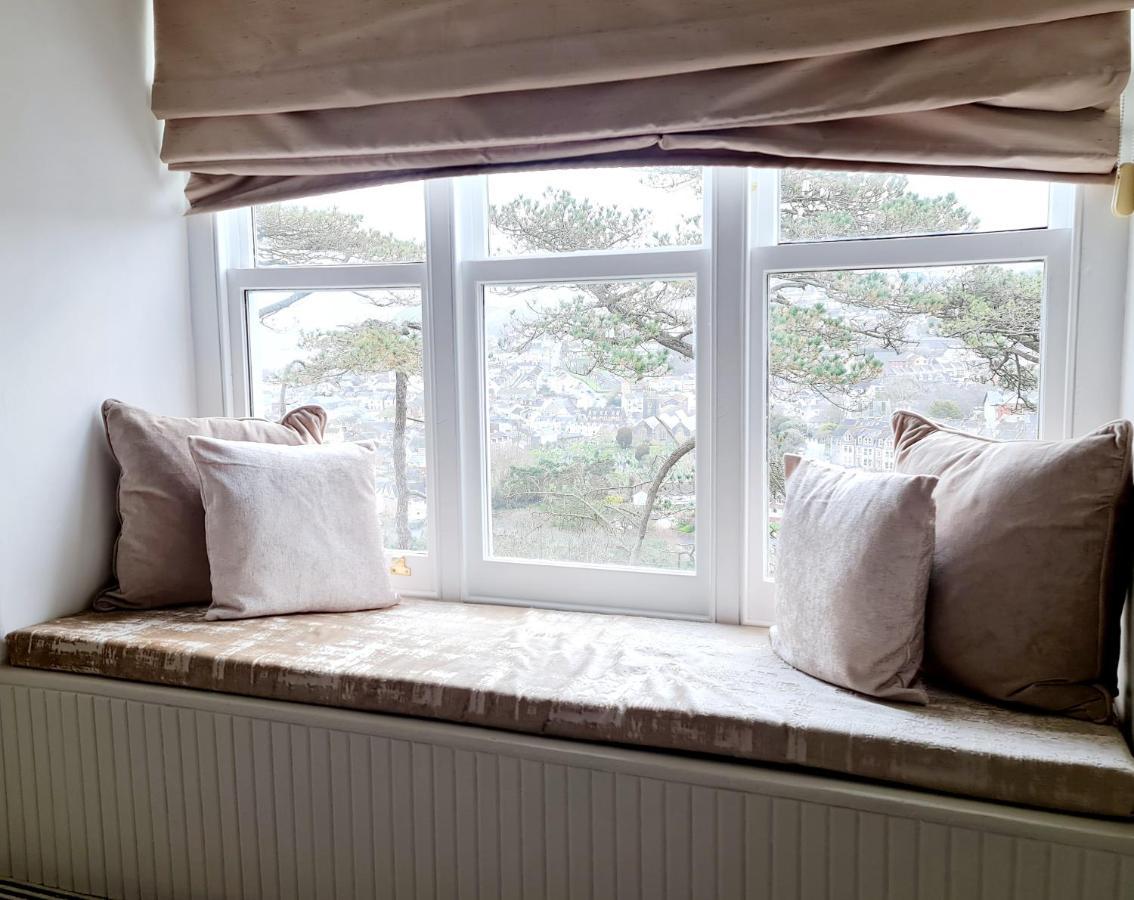 Westwell Hall Guest Accommodation, Bed & Breakfast, Luxury Rooms Ілфракомб Екстер'єр фото